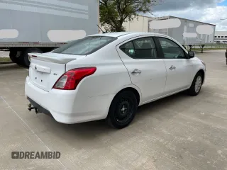 2019 Nissan Versa SV z VIN 3N1CN7AP4KL853965, wystawiony jako Copart lot #56391665 z przebiegiem 118 394 mil mil oraz Czysty tytuł • Clean title. Historia ofert i sprzedaży dostępna na DreamBid. Obrazek 4.