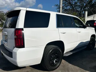 2015 Chevrolet Tahoe Commercial with VIN 1GNSK2EC0FR588821, listed as a Copart auction lot 44429605 with 113,667 mi miles and Clean Title. Bid and sale history available at carsss.com. Image 4.