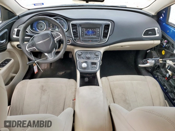 2015 Chrysler 200 Limited z VIN 1C3CCCAB1FN709073, wystawiony jako Copart lot #57552465 z przebiegiem 202 466 mil mil oraz Szkoda całkowita • Salvage title. Historia ofert i sprzedaży dostępna na DreamBid. Obrazek 8.