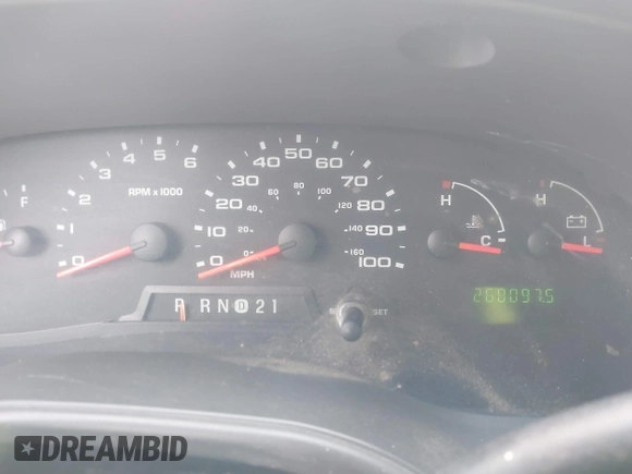 2004 Ford Econoline Cargo with VIN 1FTRE14W44HA43969, listed as a IAAI auction lot 41488289 with 268,097 mi miles. Bid and sale history available at carsss.com. Image 7.
