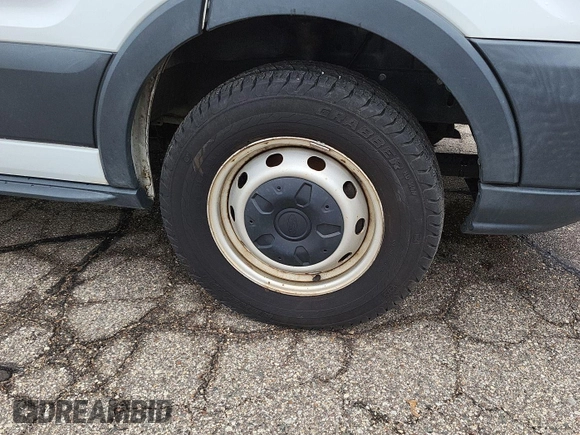 2016 Ford Transit с VIN 1FTYR1YM1GKB55547, выставлен на аукционе IAAI как лот 42515973 с пробегом 123 629 миль миль и . История ставок и продаж доступна на DreamBid. Изображение 6.
