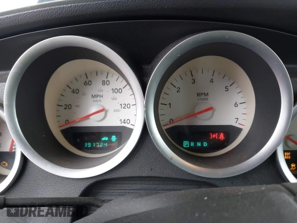 2006 Dodge Charger with VIN 2B3KA43G66H414461, listed as a IAAI auction lot 42067616 with 191,724 mi miles. Bid and sale history available at carsss.com. Image 7.