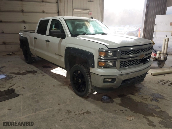 2014 Chevrolet Silverado 1500 LT with VIN 1GCUKREC4EF193227, listed as a IAAI auction lot 41323597 with 189,886 mi miles. Bid and sale history available at carsss.com. Image 1.