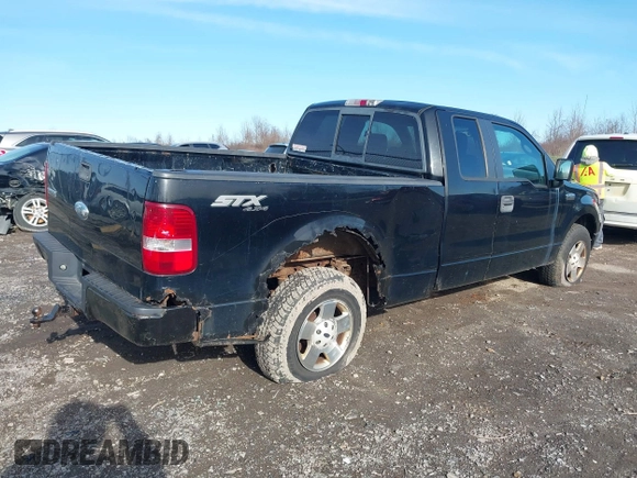 2007 Ford F-150 STX with VIN 1FTRX14W07FA39394, listed as a IAAI auction lot 41959272 with 190,477 mi miles. Bid and sale history available at carsss.com. Image 4.
