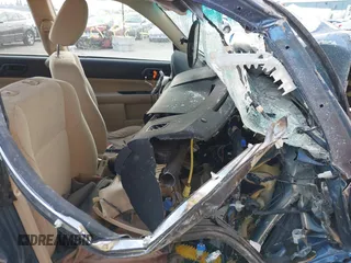 2008 Subaru Forester X с VIN JF1SG63648H708357, выставлен на аукционе IAAI как лот 41597219 с пробегом Не указан миль и . История ставок и продаж доступна на DreamBid. Изображение 5.