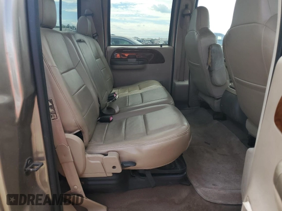 2004 Ford Super Duty F-250 XL with VIN 1FTNW21L74EA13894, listed as a Copart auction lot 73371924 with 177,417 mi miles and Clean Title. Bid and sale history available at carsss.com. Image 10.