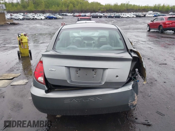 2004 Saturn ION ION 2 z VIN 1G8AJ52F64Z215376, wystawiony jako IAAI lot #42230247 z przebiegiem 60 227 mil mil oraz . Historia ofert i sprzedaży dostępna na DreamBid. Obrazek 16.