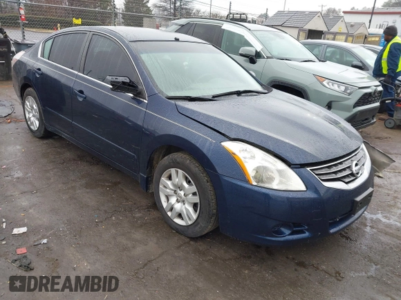 2012 Nissan Altima 2.5 S with VIN 1N4AL2AP4CN457152, listed as a IAAI auction lot 41196134 with 134,414 mi miles. Bid and sale history available at carsss.com. Image 1.