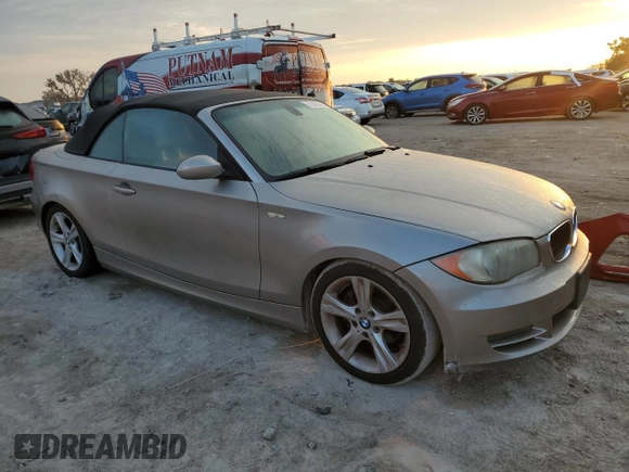 2008 BMW 1 Series 128i with VIN WBAUL73578VE88399, listed as a Copart auction lot 71472414 with 108,550 mi miles and Salvage Title. Bid and sale history available at carsss.com. Image 4.