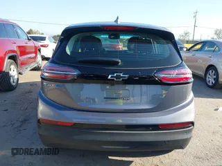 2023 Chevrolet Bolt EV 2LT z VIN 1G1FX6S05P4201698, wystawiony jako IAAI lot #41999199 z przebiegiem 5293 mil mil oraz . Historia ofert i sprzedaży dostępna na DreamBid. Obrazek 16.