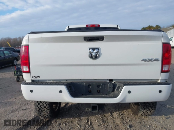 2018 Ram 2500 Tradesman with VIN 3C6UR5CJ3JG102535, listed as a IAAI auction lot 41299914 with 90,619 mi miles and . Bid and sale history available at DreamBid. Image 15.