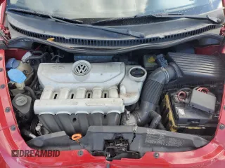 2008 Volkswagen New Beetle Coupe S with VIN 3VWRW31C88M507511, listed as a Copart auction lot 81993504 with 160,752 mi miles and Salvage Title. Bid and sale history available at carsss.com. Image 12.