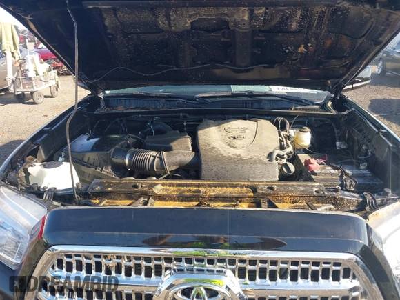 2023 Toyota Tacoma SR5 z VIN 3TYAZ5CN5PT036387, wystawiony jako IAAI lot #42077284 z przebiegiem 34 568 mil mil oraz . Historia ofert i sprzedaży dostępna na DreamBid. Obrazek 10.