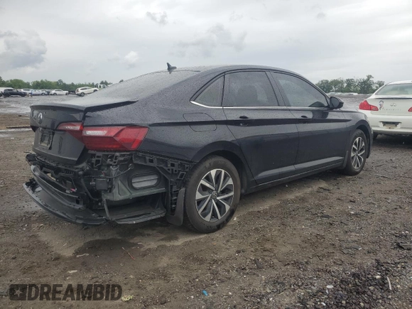 2024 Volkswagen Jetta S with VIN 3VW5M7BU8RM027831, listed as a Copart auction lot 58530865 with 32,283 mi miles and Salvage title. Bid and sale history available at DreamBid. Image 3.