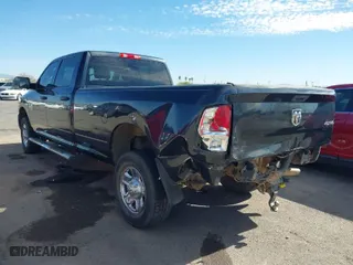 2018 Ram 2500 Tradesman with VIN 3C6UR5HJ9JG239875, listed as a IAAI auction lot 41513451 with 82,075 mi miles. Bid and sale history available at carsss.com. Image 6.