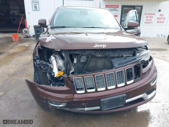 2015 Jeep Grand Cherokee Summit with VIN 1C4RJFJT7FC840560, listed as a IAAI auction lot 41596868 with 173,392 mi miles. Bid and sale history available at carsss.com. Image 6.