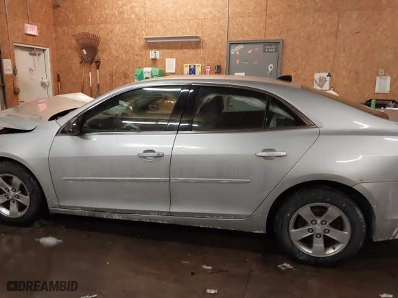 2013 Chevrolet Malibu LS with VIN 1G11B5SA6DF256933, listed as a IAAI auction lot 41598872 with 142,931 mi miles. Bid and sale history available at carsss.com. Image 14.