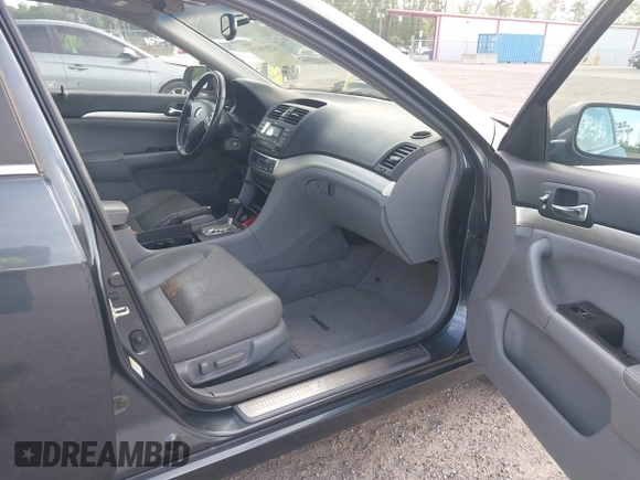 2005 Acura TSX with VIN JH4CL96825C003136, listed as a IAAI auction lot 42569875 with 205,752 mi miles and . Bid and sale history available at DreamBid. Image 5.