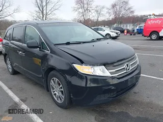 2012 Honda Odyssey EX with VIN 5FNRL5H47CB105451, listed as a IAAI auction lot 41872967 with 295,947 mi miles and . Bid and sale history available at carsss.com. Image 1.