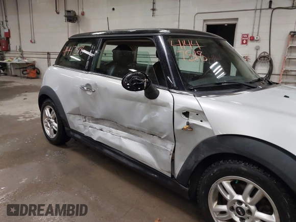 2013 MINI Hardtop with VIN WMWSU3C51DT374317, listed as a IAAI auction lot 41447518 with 142,943 mi miles and . Bid and sale history available at DreamBid. Image 6.