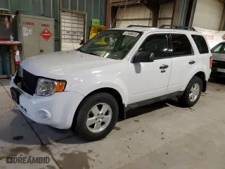 2011 Ford Escape XLT with VIN 1FMCU9DG5BKA63532, listed as a Copart auction lot 47608035 with 117,557 mi miles and Salvage Title. Bid and sale history available at carsss.com. Image 1.