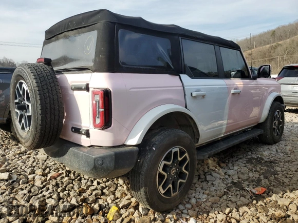 2022 Ford Bronco with VIN 1FMDE5BH3NLB86332, listed as a Copart auction lot 46548915 with 0 mi miles and Salvage Title. Bid and sale history available at carsss.com. Image 3.