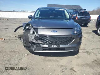 2022 Ford Escape SE with VIN 1FMCU9G64NUC01993, listed as a Copart auction lot 51331005 with 18,588 mi miles and Salvage title. Bid and sale history available at DreamBid. Image 5.