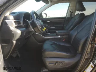 2021 Toyota Highlander XLE with VIN 5TDHZRAH0MS047954, listed as a Copart auction lot 47434505 with 59,728 mi miles and Salvage Title. Bid and sale history available at carsss.com. Image 7.