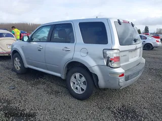 2008 Mercury Mariner with VIN 4M2CU91178KJ17114, listed as a IAAI auction lot 41677420 with 230,371 mi miles. Bid and sale history available at carsss.com. Image 3.