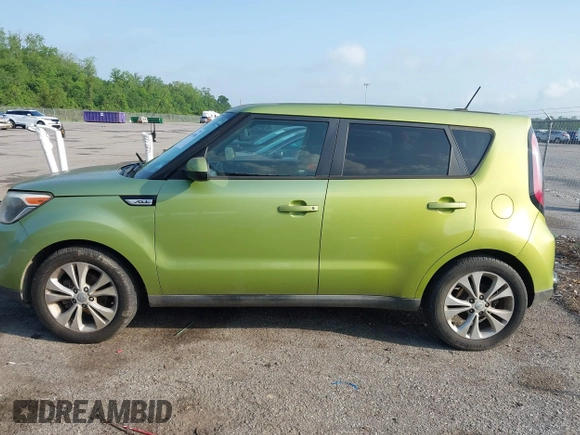 2016 Kia Soul + with VIN KNDJP3A5XG7825735, listed as a IAAI auction lot 42110380 with 268,040 mi miles. Bid and sale history available at carsss.com. Image 14.
