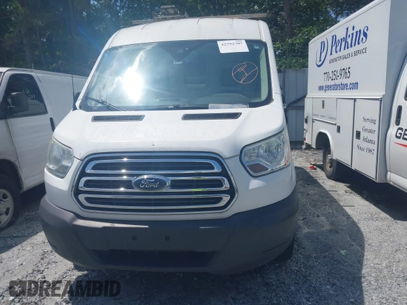 2017 Ford Transit with VIN 1FTYR2CM5HKA42456, listed as a IAAI auction lot 42592707 with 177,656 mi miles and . Bid and sale history available at DreamBid. Image 6.