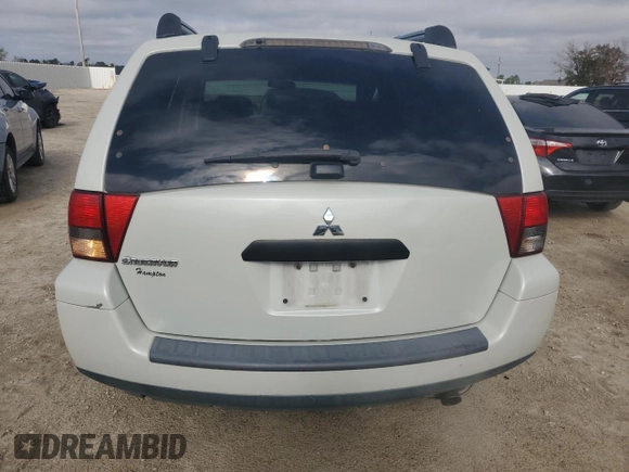 2006 Mitsubishi Endeavor XLS with VIN 4A4MM31S96E069653, listed as a Copart auction lot 85291214 with 127,041 mi miles and Salvage Title. Bid and sale history available at carsss.com. Image 6.
