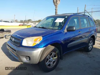 2005 Toyota RAV4 with VIN JTEHD20V956041158, listed as a IAAI auction lot 41981888 with 146,642 mi miles. Bid and sale history available at carsss.com. Image 2.