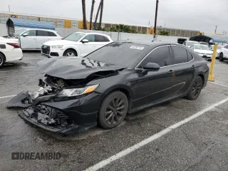 2020 Toyota Camry LE with VIN 4T1C11AK6LU330542, listed as a Copart auction lot 48256735 with 149,076 mi miles and Salvage Title. Bid and sale history available at carsss.com. Image 1.