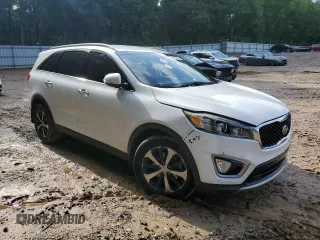 2016 Kia Sorento EX with VIN 5XYPH4A18GG041373, listed as a Copart auction lot 59170545 with 110,408 mi miles and Salvage title. Bid and sale history available at DreamBid. Image 4.