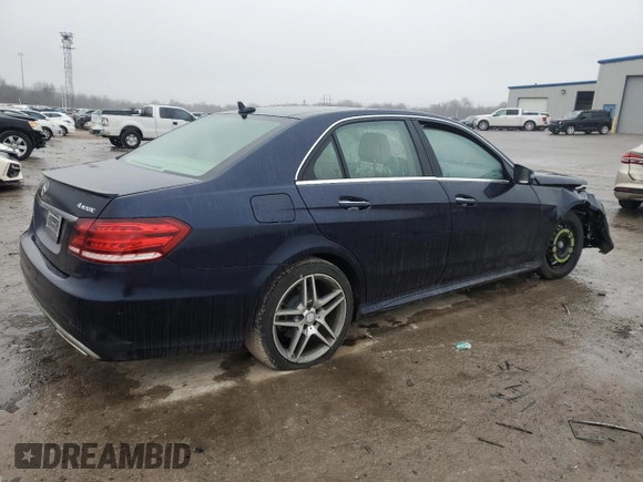 2014 Mercedes-Benz E 350 Luxury z VIN WDDHF8JB0EA983897, wystawiony jako Copart lot #44218125 z przebiegiem 53 786 mil mil oraz Szkoda całkowita • Salvage title. Historia ofert i sprzedaży dostępna na DreamBid. Obrazek 3.