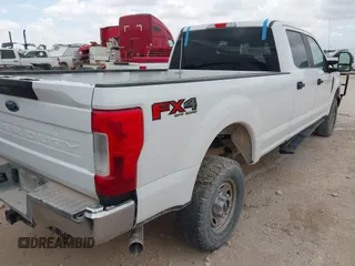 2019 Ford F-250 XL with VIN 1FT7W2B62KED14801, listed as a IAAI auction lot 42523552 with 268,169 mi miles and . Bid and sale history available at DreamBid. Image 4.