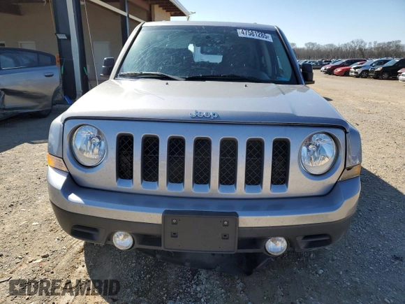 2017 Jeep Patriot Latitude with VIN 1C4NJPFB6HD184093, listed as a Copart auction lot 47581285 with 161,546 mi miles and Salvage Title. Bid and sale history available at DreamBid. Image 5.