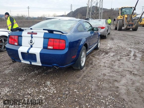 2009 Ford Mustang GT with VIN 1ZVHT82HX95119781, listed as a IAAI auction lot 41482288 with 70,757 mi miles and . Bid and sale history available at DreamBid. Image 4.