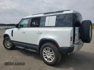 2025 Land Rover Defender S z VIN SALEJ7EX0S2362914, wystawiony jako Copart lot #53817645 z przebiegiem 3 906 mil mil oraz Szkoda całkowita • Salvage title. Historia ofert i sprzedaży dostępna na DreamBid. Obrazek 2.