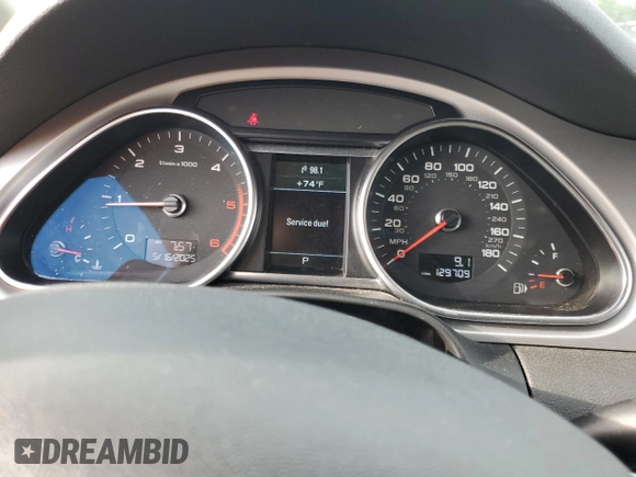 2013 Audi Q7 Premium Plus z VIN WA1LMAFE4DD000781, wystawiony jako Copart lot #57255315 z przebiegiem 129 709 mil mil oraz Szkoda całkowita • Salvage title. Historia ofert i sprzedaży dostępna na DreamBid. Obrazek 9.