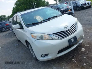 2016 Toyota Sienna XLE with VIN 5TDYK3DC4GS745554, listed as a IAAI auction lot 42475540 with 232,037 mi miles and . Bid and sale history available at DreamBid. Image 1.