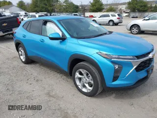 2025 Chevrolet Trax LS with VIN KL77LFEPXSC028269, listed as a IAAI auction lot 41794847 with 14,854 mi miles and . Bid and sale history available at DreamBid. Image 1.