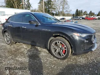 2017 Maserati Levante S z VIN ZN661YUL2HX236211, wystawiony jako Copart lot #45689735 z przebiegiem 73 318 mil mil oraz Szkoda całkowita • Salvage title. Historia ofert i sprzedaży dostępna na DreamBid. Obrazek 4.