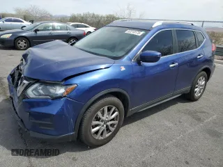 2017 Nissan Rogue SV z VIN KNMAT2MT9HP543085, wystawiony jako Copart lot #52218175 z przebiegiem 117 176 mil mil oraz Szkody całkowita. Historia ofert i sprzedaży dostępna na DreamBid. Obrazek 1.