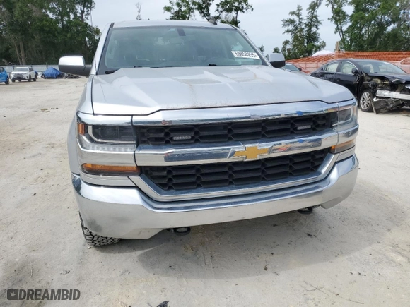 2018 Chevrolet Silverado 1500 LT with VIN 1GCVKREC4JZ158314, listed as a Copart auction lot 53850255 with 197,399 mi miles and Clean Title. Bid and sale history available at carsss.com. Image 5.
