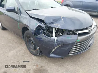 2017 Toyota Camry XLE with VIN 4T1BF1FK0HU701093, listed as a IAAI auction lot 42347800 with 165,725 mi miles and . Bid and sale history available at DreamBid. Image 6.