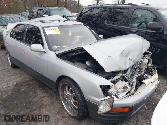1995 Lexus LS 400 z VIN JT8UF22E9S0029003, wystawiony jako IAAI lot #41595809 z przebiegiem Nie podano mil oraz . Historia ofert i sprzedaży dostępna na DreamBid. Obrazek 1.