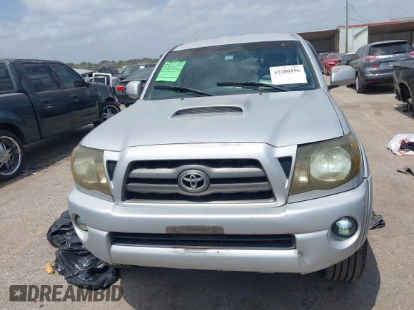 2009 Toyota Tacoma with VIN 3TMLU42N69M032320, listed as a IAAI auction lot 42280196 with 214,720 mi miles and . Bid and sale history available at DreamBid. Image 12.