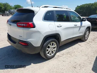 2018 Jeep Cherokee Latitude Plus z VIN 1C4PJMLBXJD514934, wystawiony jako IAAI lot #42634548 z przebiegiem 76 252 mil mil oraz . Historia ofert i sprzedaży dostępna na DreamBid. Obrazek 4.